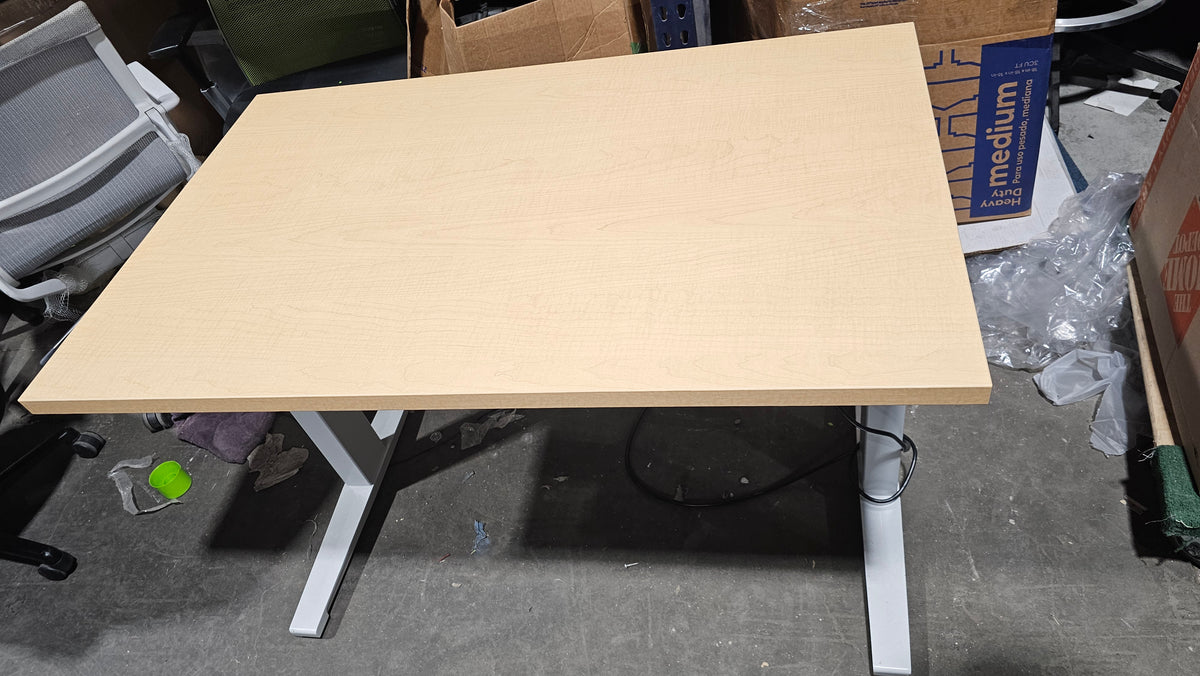 Herman Miller Renew 46x29-in Sit-To-Stand Desk
