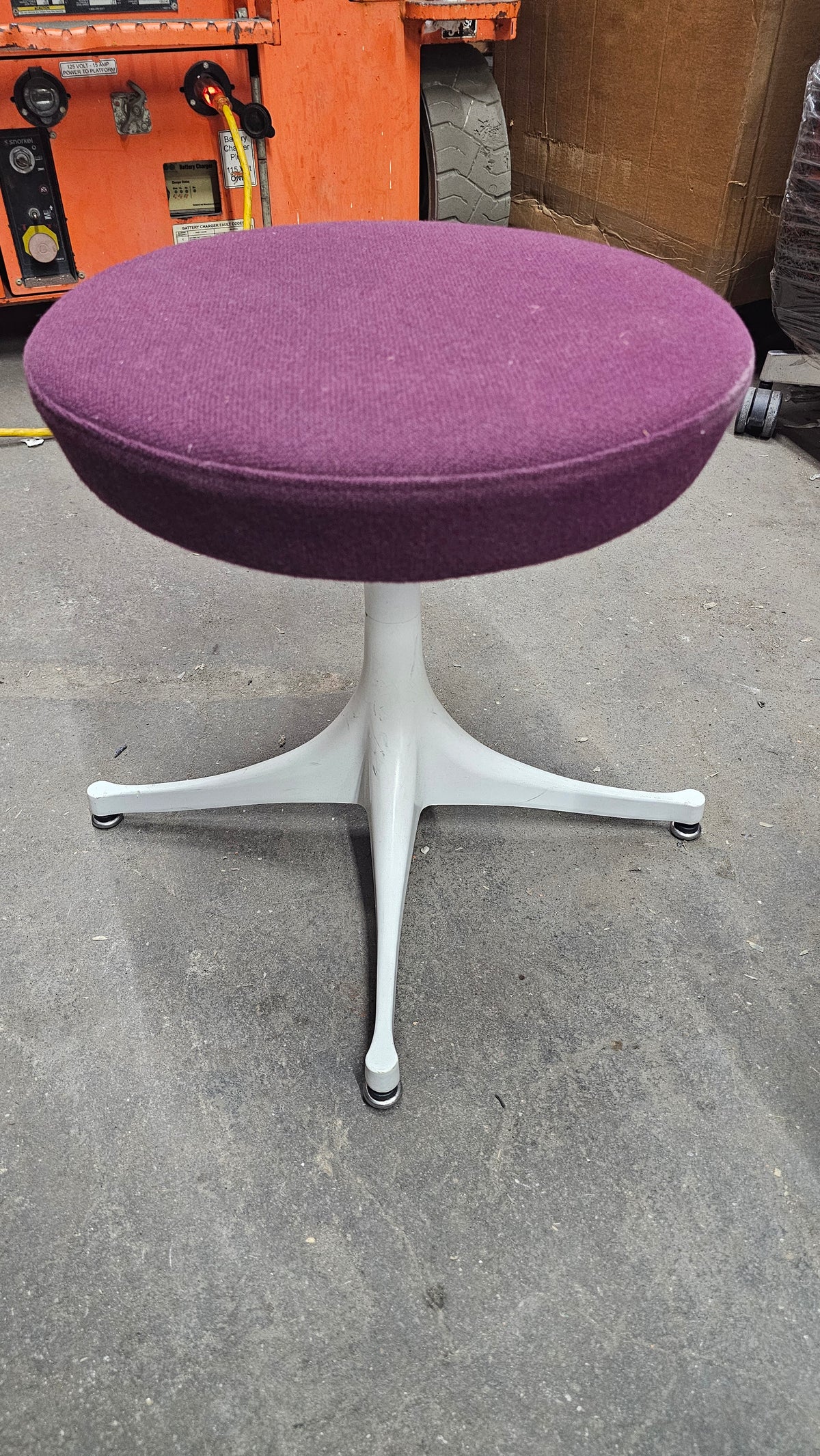 Herman Miller Nelson Pedestal Stool in Plum Purple
