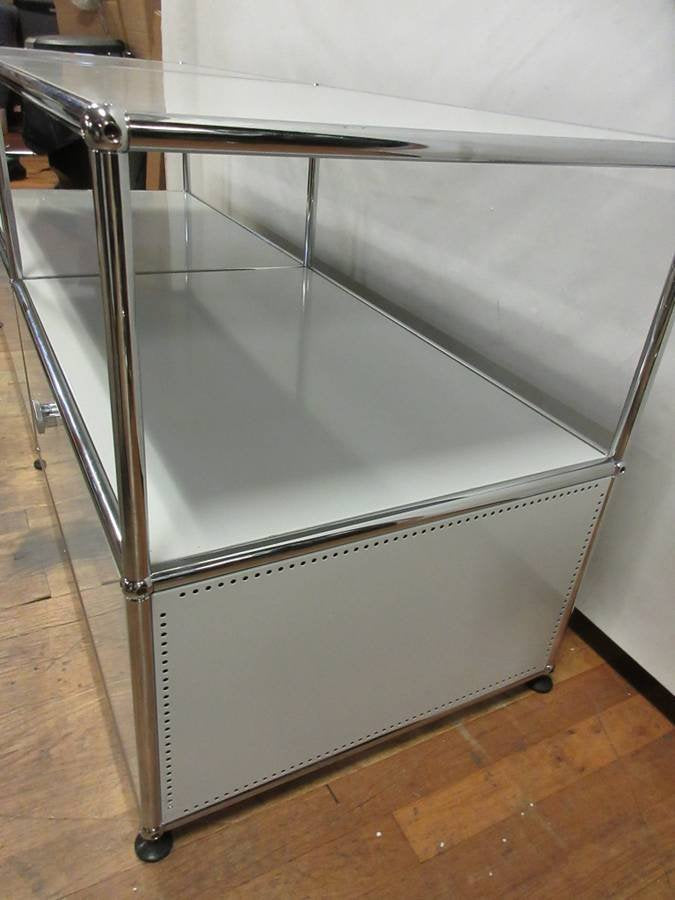 USM Haller Cabinet 2x2 with 2 Open Shelves & 2 Drawers Below in Light Grey