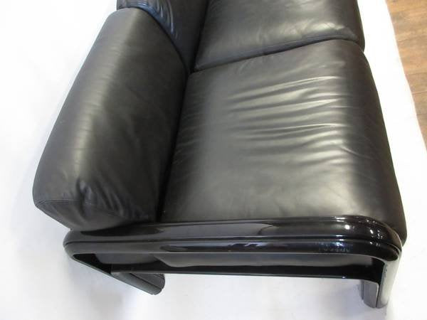 Knoll Gae Aulenti 2-Seat Lounge Sofa in Black Leather - Bygone Icons