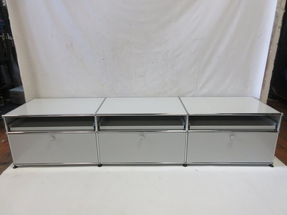 USM Haller Console 3x2 with 3 Drawers + 3 Pull-Out Shelves in Light Grey