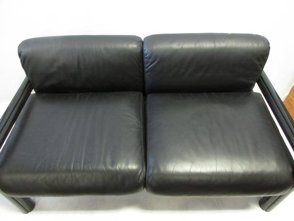 Knoll Gae Aulenti 2-Seat Lounge Sofa in Black Leather - Bygone Icons