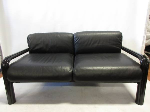 Knoll Gae Aulenti 2-Seat Lounge Sofa in Black Leather - Bygone Icons