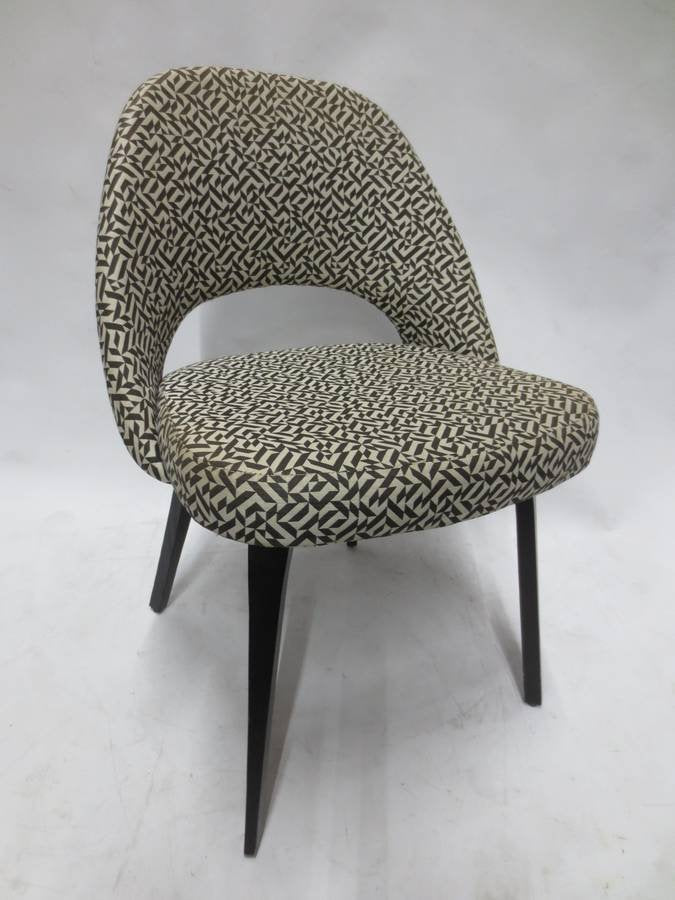 Knoll Saarinen Executive Side Chair with Eclat Weave Upholstery - Bygone Icons