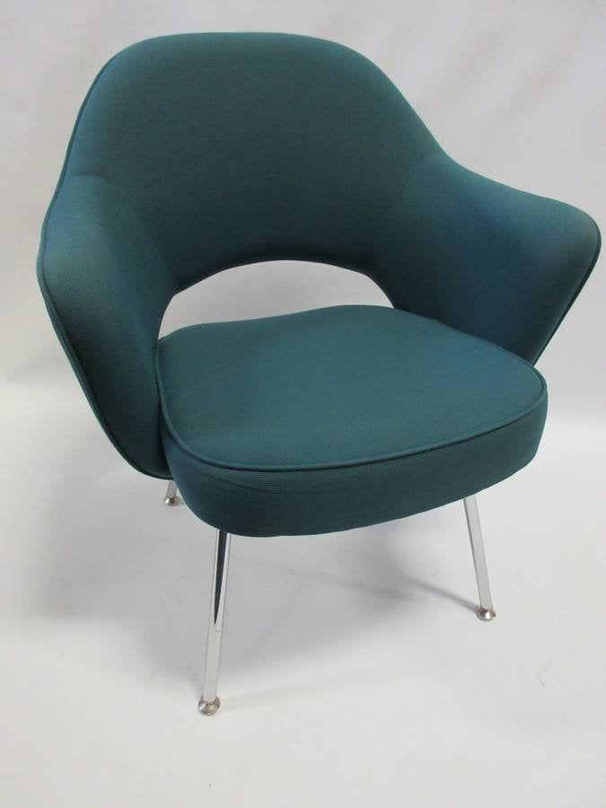 Knoll Saarinen Executive Armchair in Teal Fabric (Original) - Bygone Icons