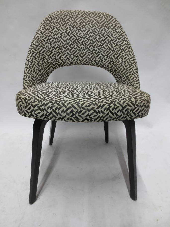 Knoll Saarinen Executive Side Chair with Eclat Weave Upholstery - Bygone Icons