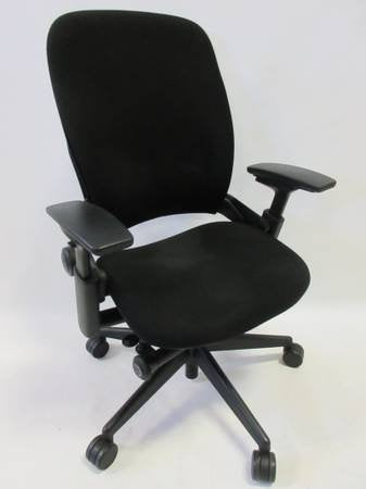 Steelcase Leap V2 Chair in Black Fabric