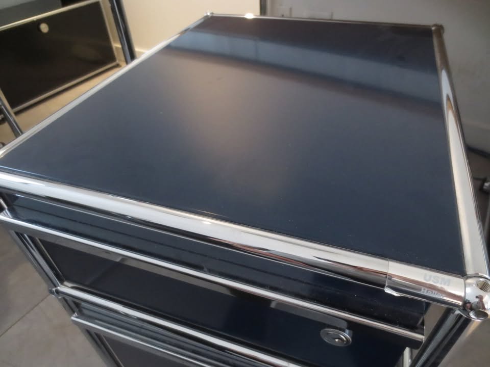 USM Haller Rolling Nightstand / Pedestal File Cabinet 2-Drawer in Steel Blue