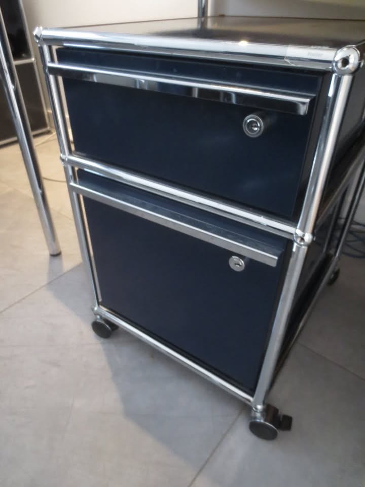 USM Haller Rolling Nightstand / Pedestal File Cabinet 2-Drawer in Steel Blue