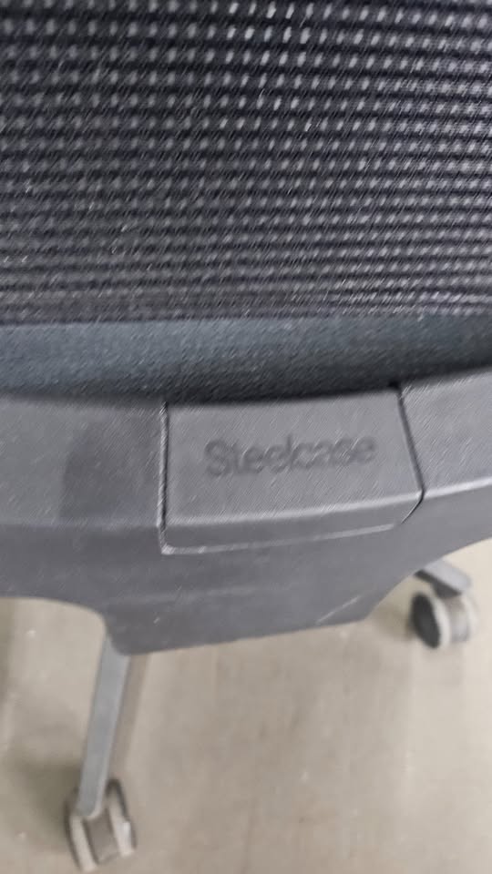 Steelcase Reply Mesh Task Chair