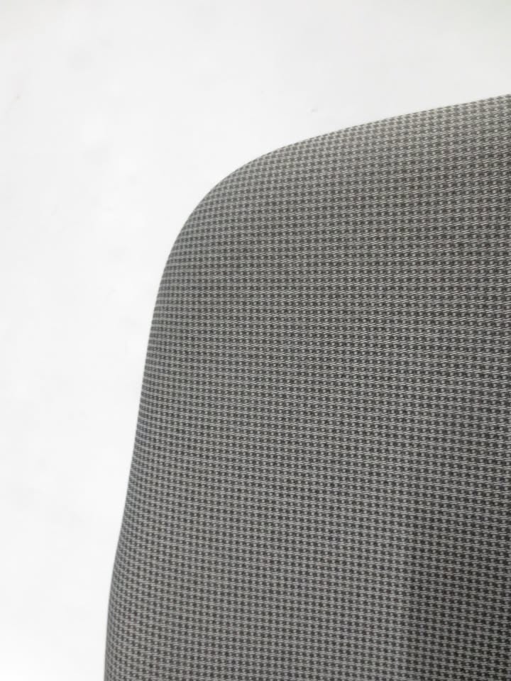 Steelcase Leap V2 Chair in Grey Patterned Fabric