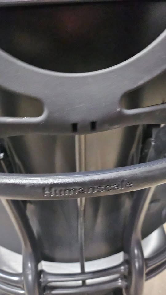 Humanscale Freedom Chair with Headrest in Leather