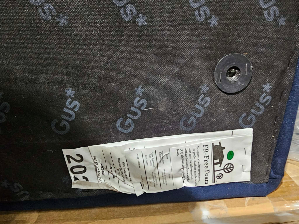 Gus Margot Sofa