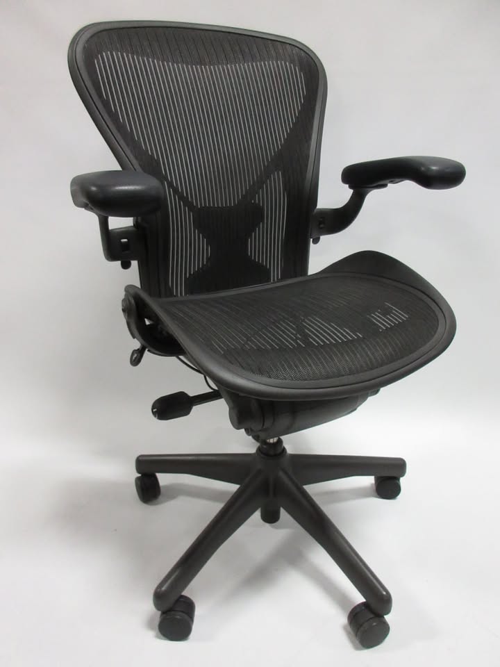 Herman Miller Classic Aeron Chair with PostureFit, Size B