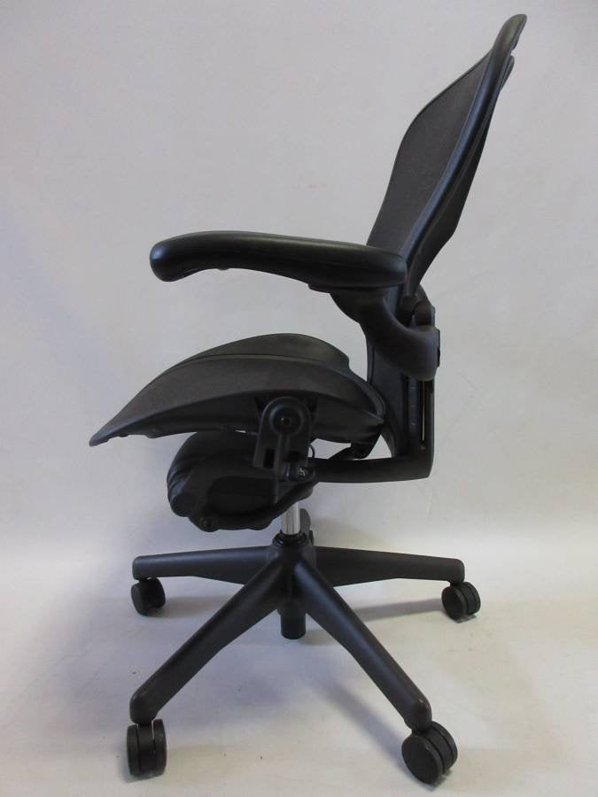 Herman Miller Classic Aeron Chair, Size B