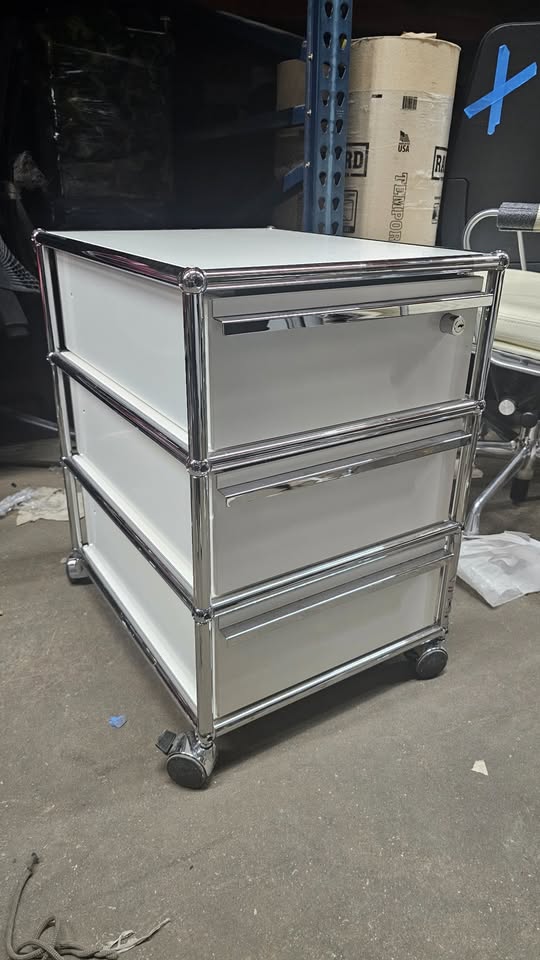 USM Haller 3-Drawer Nightstand / Pedestal File Cabinet in White