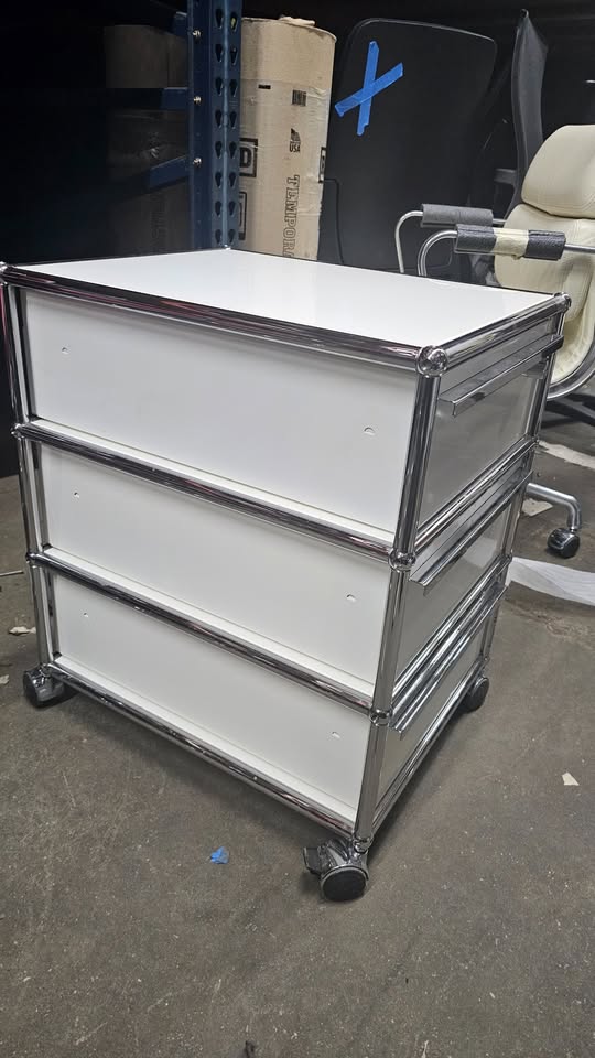 USM Haller 3-Drawer Nightstand / Pedestal File Cabinet in White