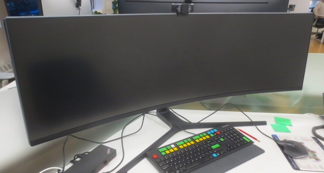 Samsung Odyssey 49-in UltraWide Curved Monitor