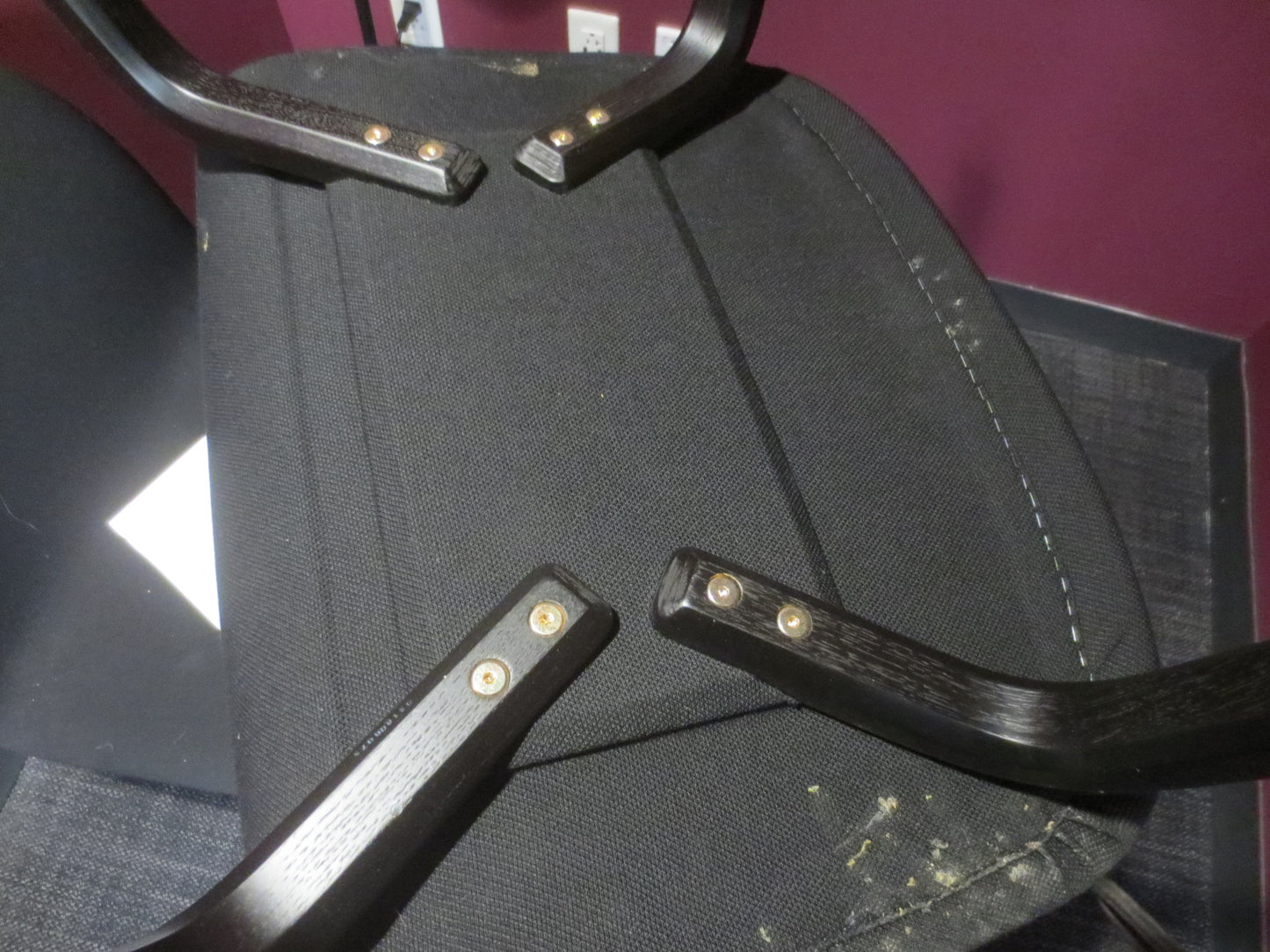 Muuto Visu Lounge Chair in Black Fabric