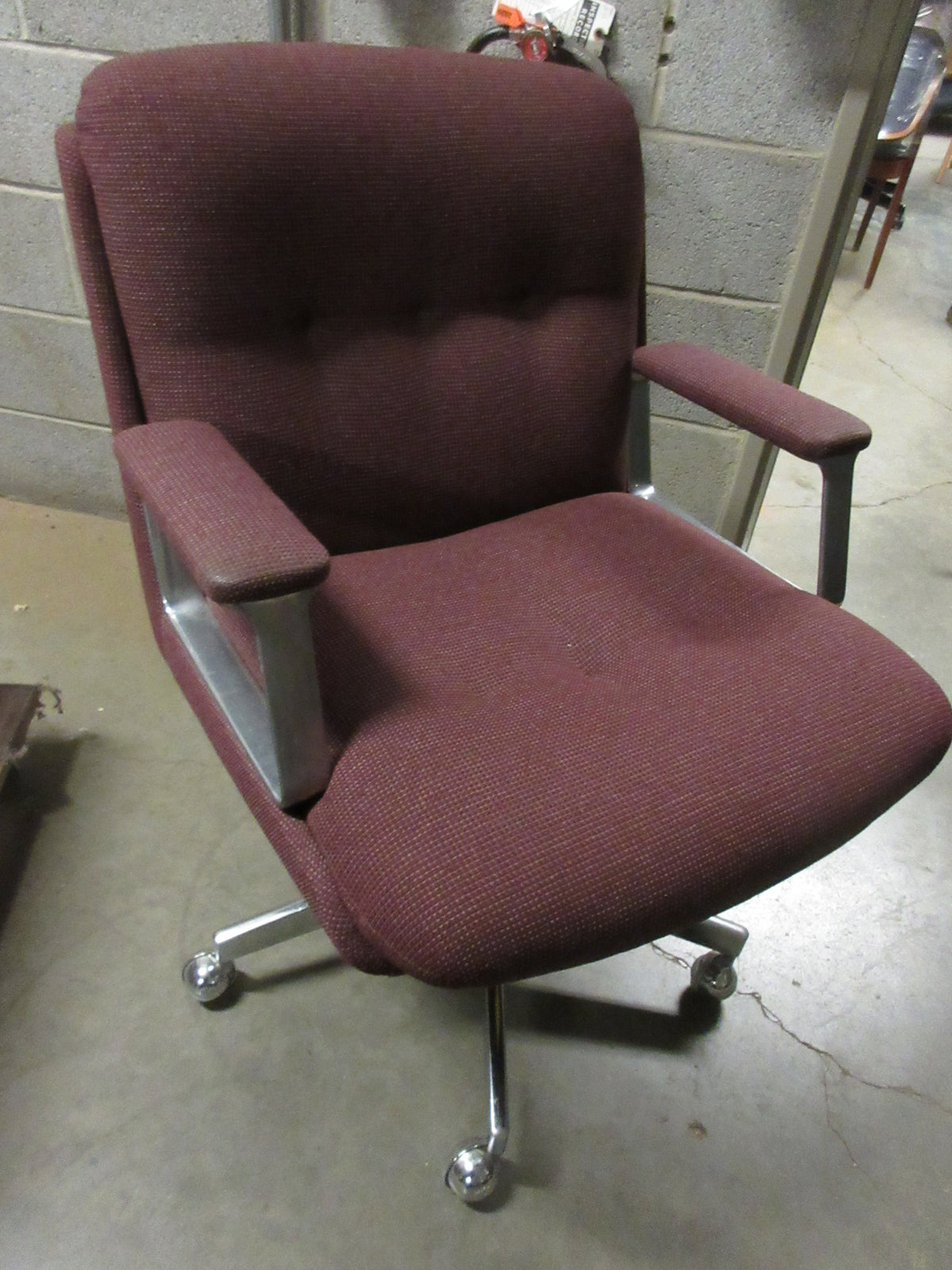 Tecno Osvaldo Borsani P126 Office Chair (Vintage)