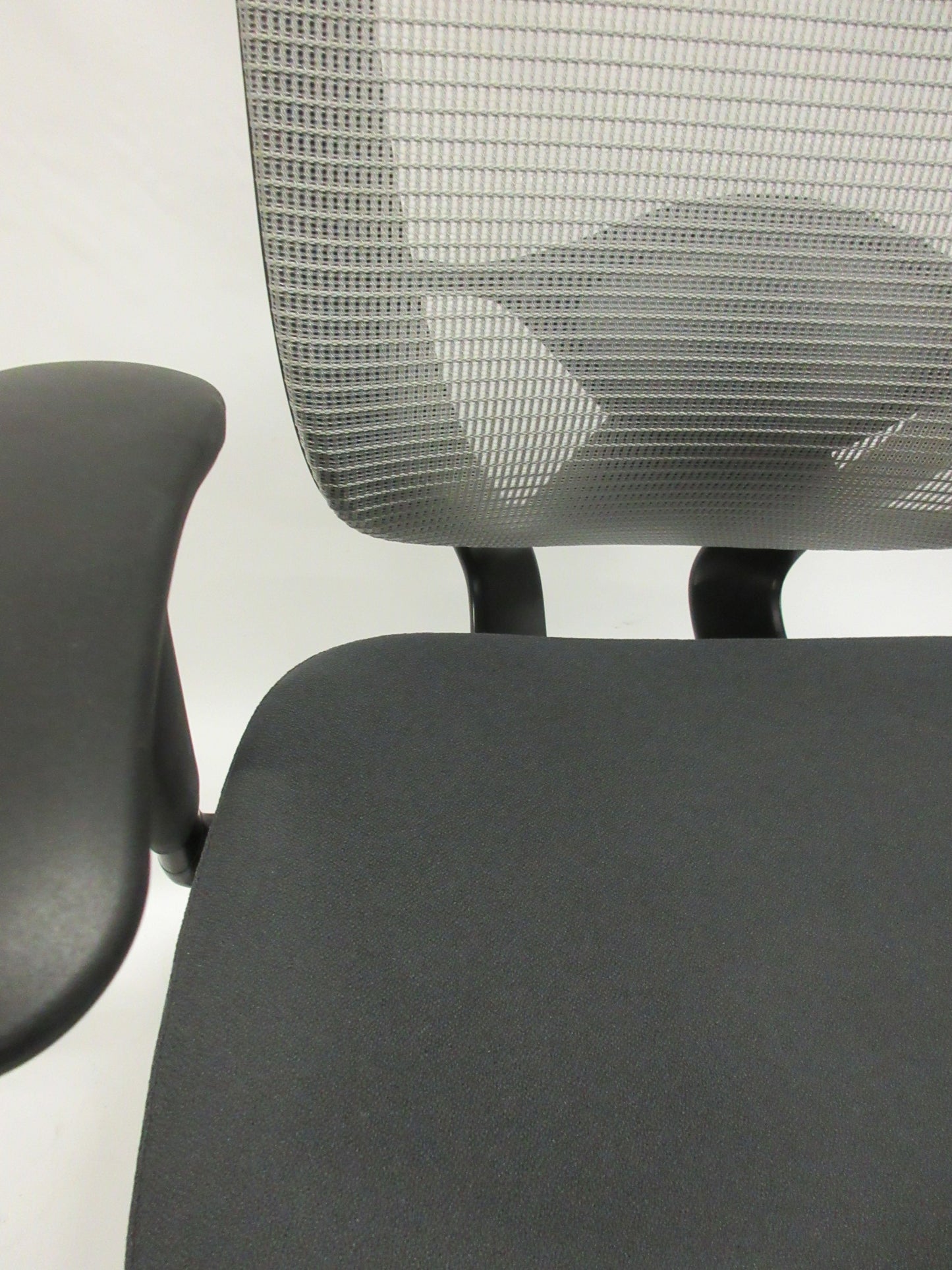 Teknion Nuova Contessa Ergonomic Task Chair