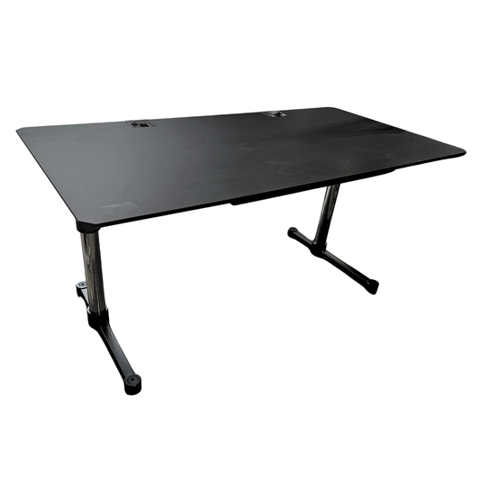 USM Haller Kitos M Plus 1600x800 Height Adjustable Desk in Fenix, Nero Ingo