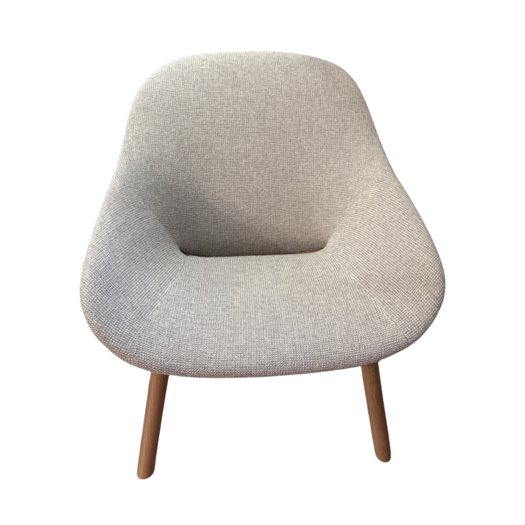 Artifort Beso Lounge Chair
