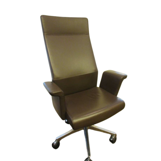 Steelcase Siento Executive Chair with Enclosed Arms - Bygone Icons