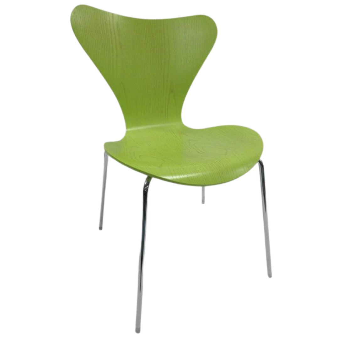 Fritz Hansen Series 7 Chair in Vernal Green (Original) - Bygone Icons