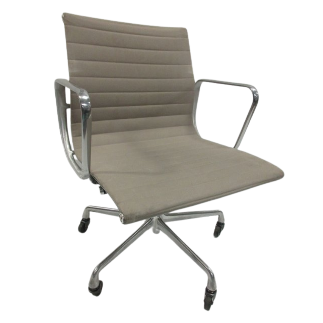 Herman Miller Eames Aluminum Group Management Chair in Grey Fabric (Original) - Bygone Icons