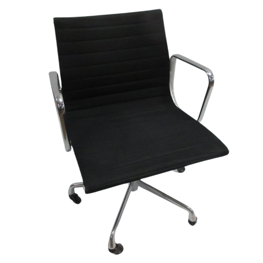 Herman Miller Eames Aluminum Group Management Chair in Black Fabric - Bygone Icons