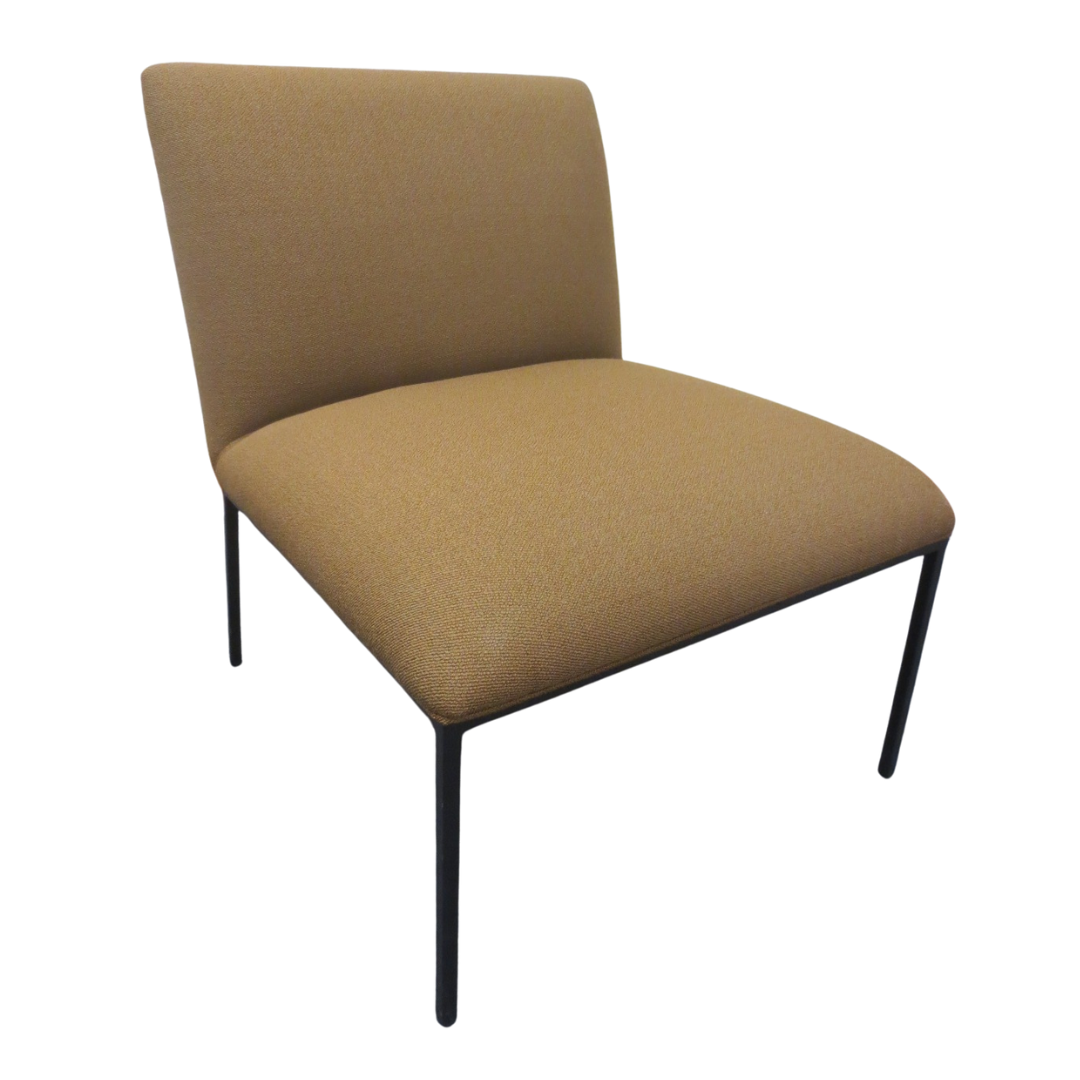 Fogia Tondo Lounge Chair in Brown