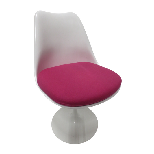 Knoll Saarinen Tulip Side Chair with Pink Seat