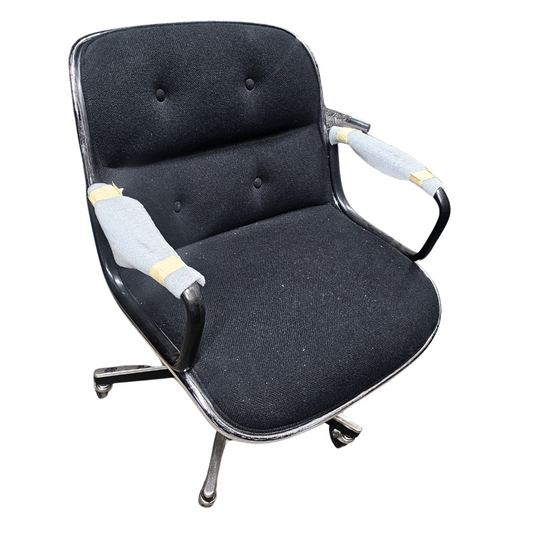 Knoll Pollock Executive Chair in Black Fabric (Missing Buttons)