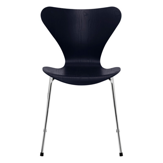 Fritz Hansen Series 7 Chair in Midnight Blue (Original)