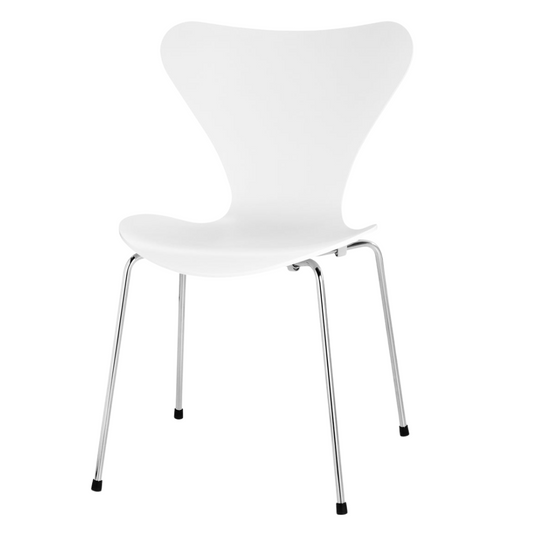 Fritz Hansen Series 7 Chair in White (Original)