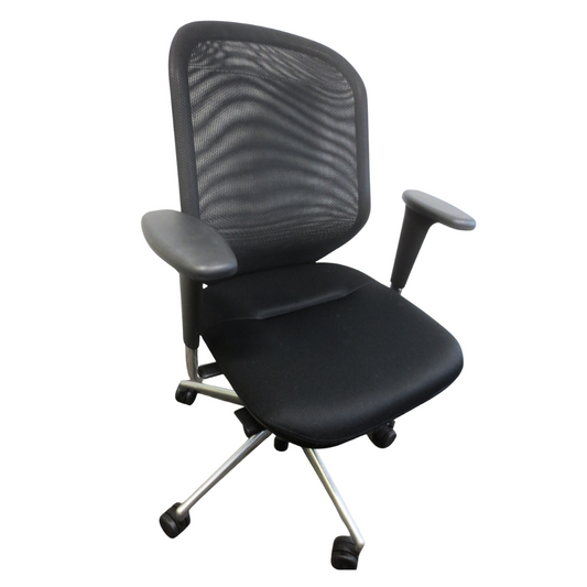 Vitra Medapal Ergonomic Office Chair in Black