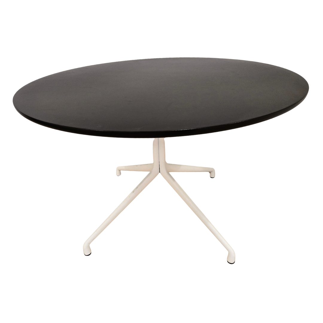 HAY About A Table (AAT20) 43-in Round Dining Table