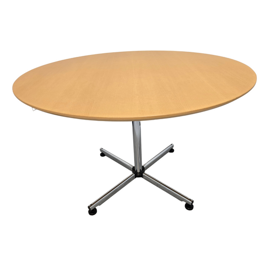 USM Haller Kitos Round Table in Natural Beech