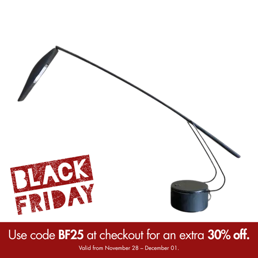 Dove Table Lamp in Black