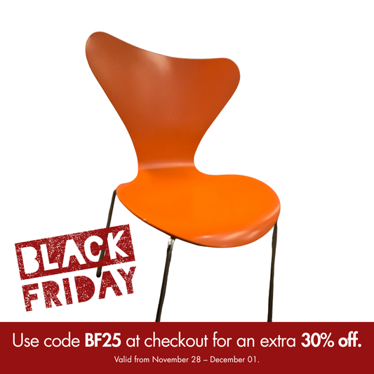 Fritz Hansen Series 7 Chair in Orange