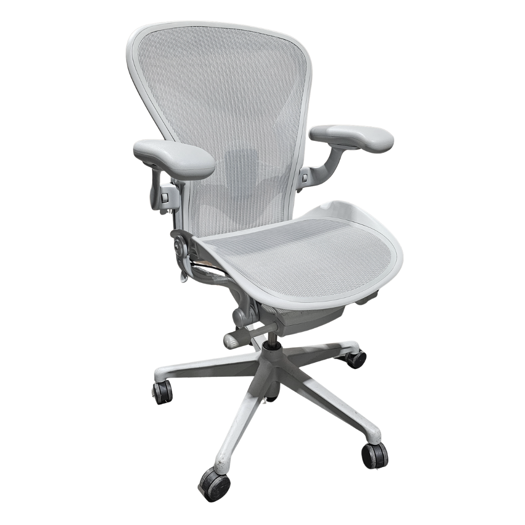 Herman Miller Remastered Aeron Chair, Size B, in Mineral