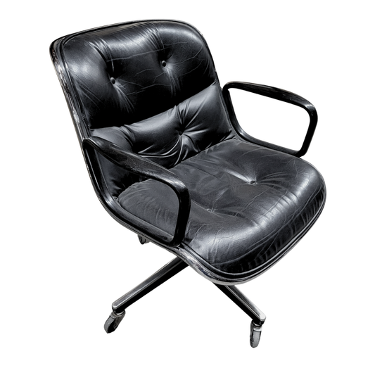 Knoll Pollock Executive Chair in Black Leather with Manual Height Adjustment (Missing 1 Button)