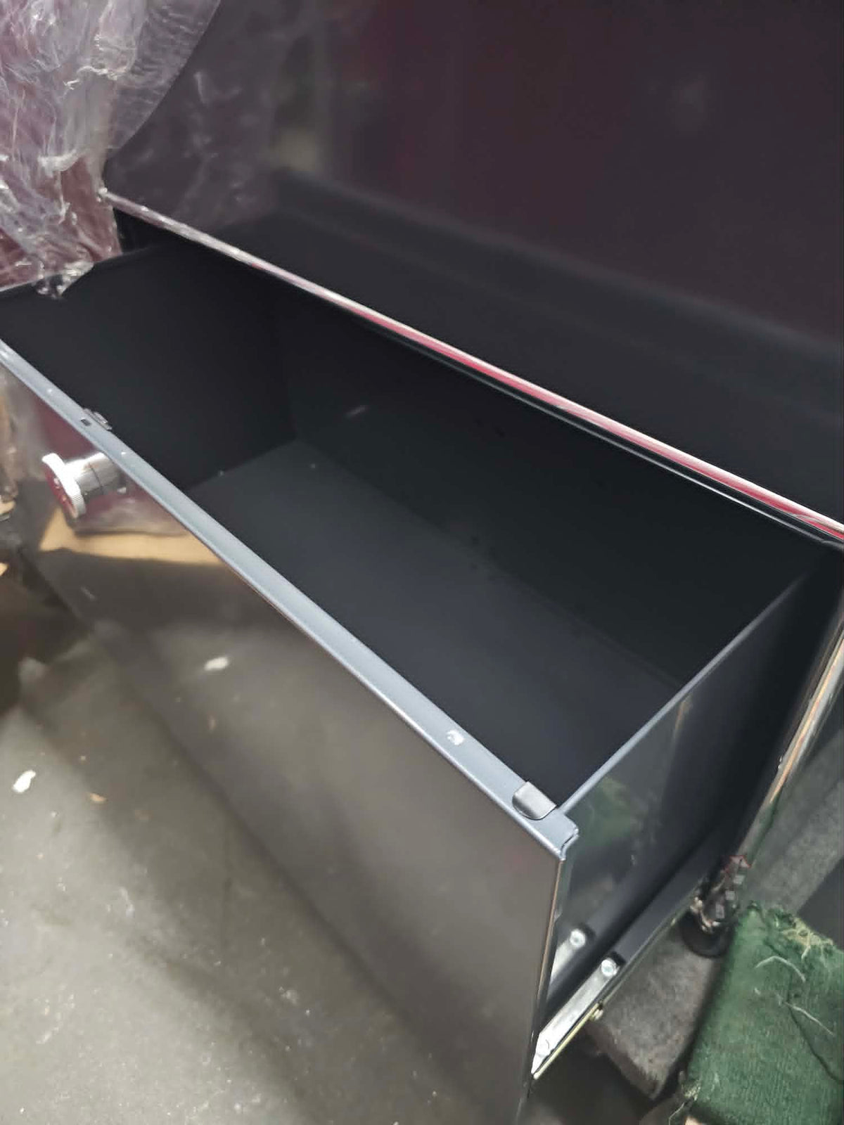 USM Haller Cabinet 1x3 with 2 Drawers and 1 Drawer + Insert in Anthracite
